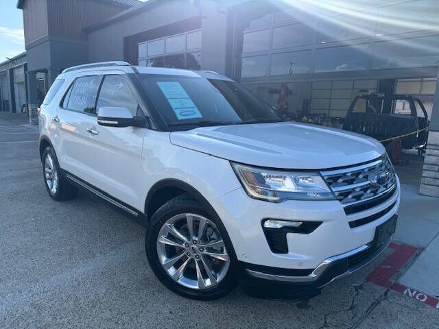 2018 FORD Explorer