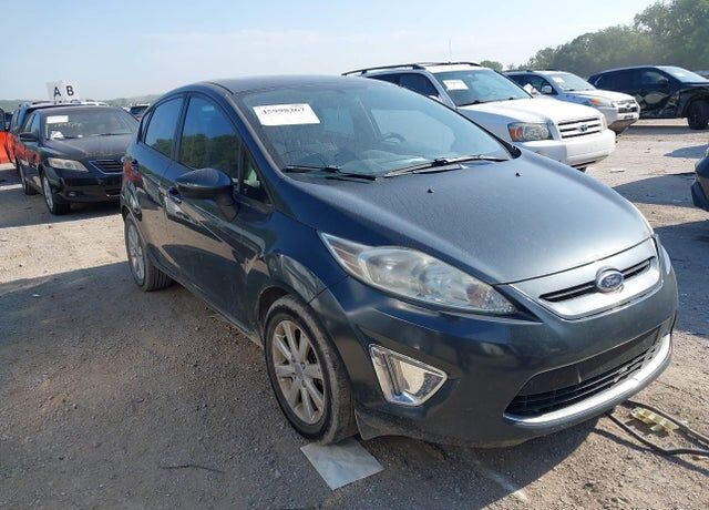 2011 FORD Fiesta