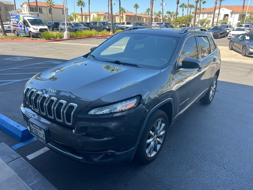 2018 JEEP Cherokee