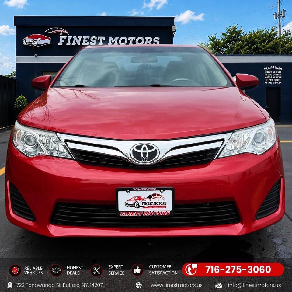 2012 TOYOTA Camry