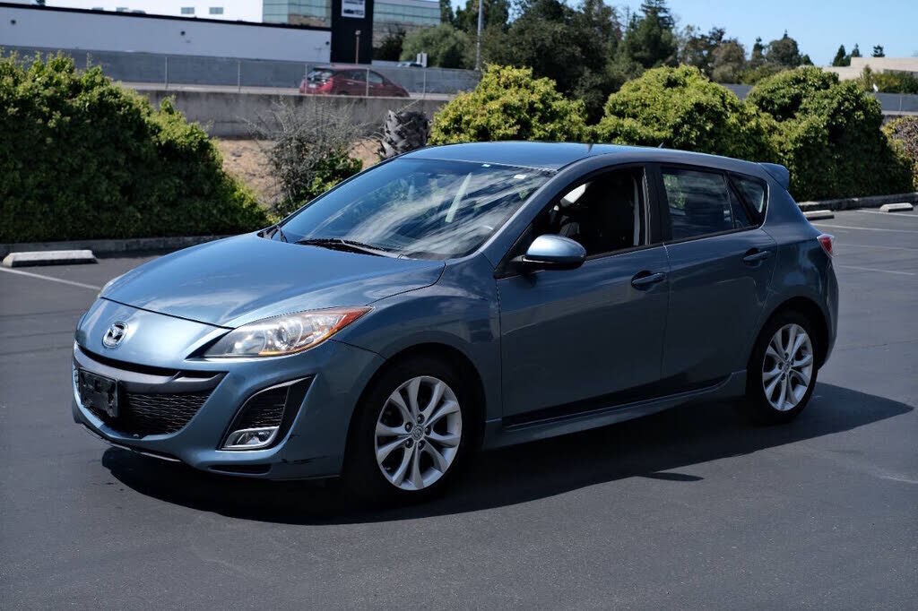 2011 MAZDA Mazda3