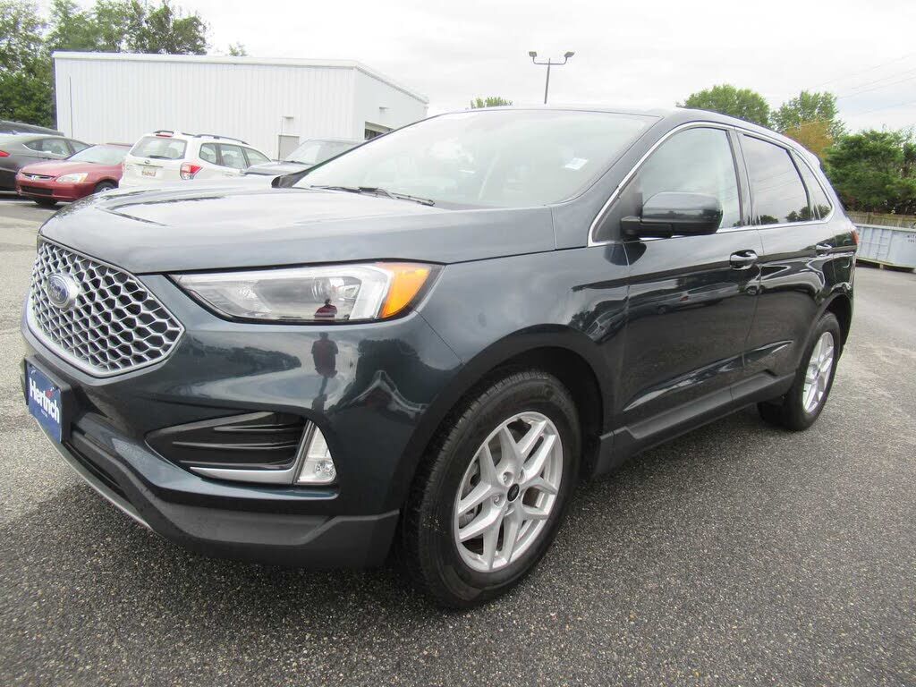 2023 FORD Edge