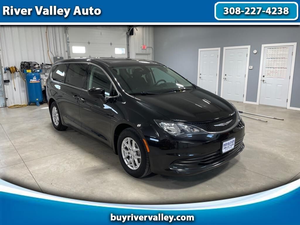 2017 CHRYSLER Pacifica