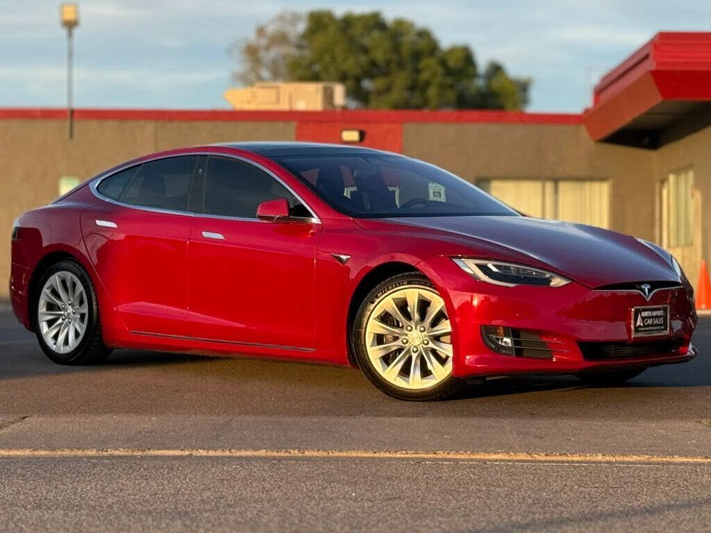 2017 TESLA Model S