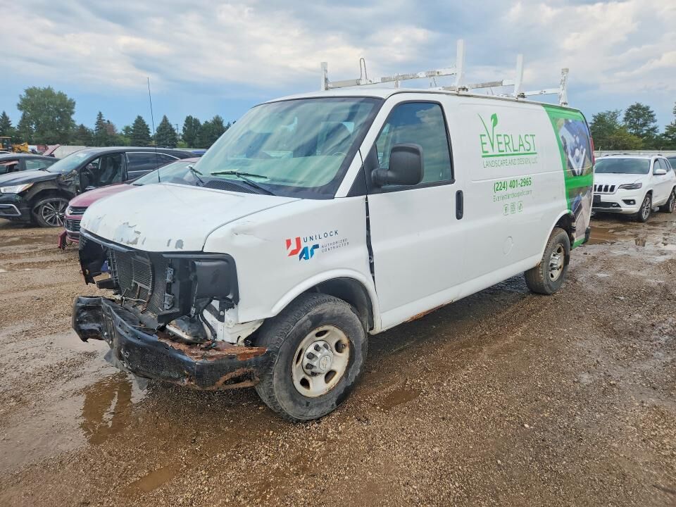 2011 CHEVROLET Express