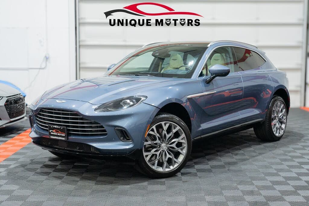 2021 ASTON MARTIN DBX
