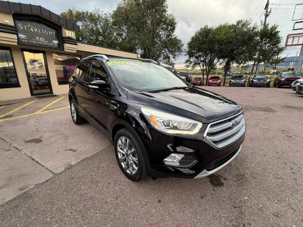 2017 FORD Escape