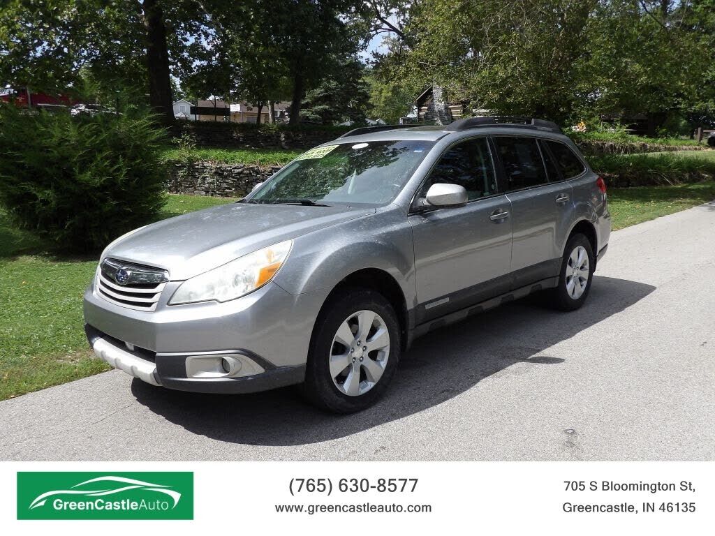2011 SUBARU Outback
