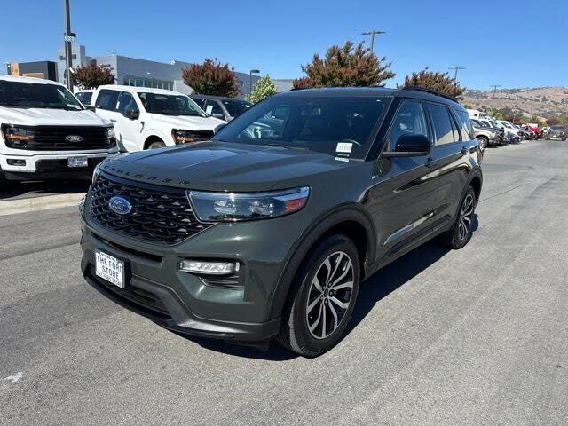 2023 FORD Explorer