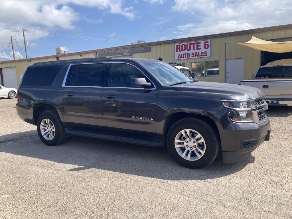 2017 CHEVROLET Suburban