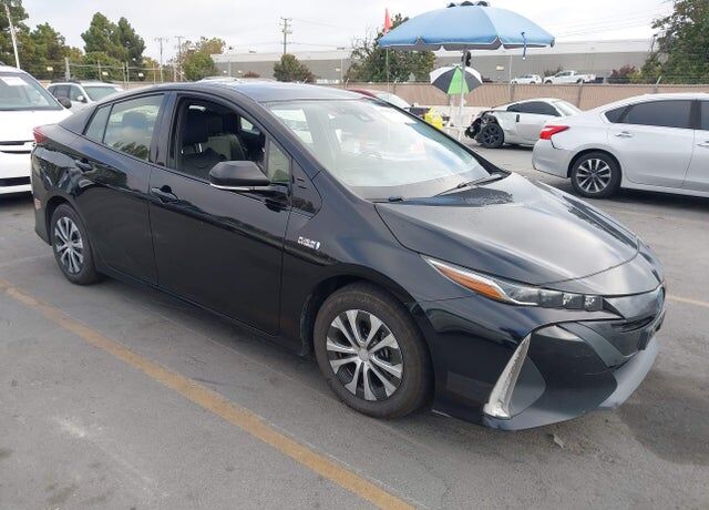 2020 TOYOTA Prius