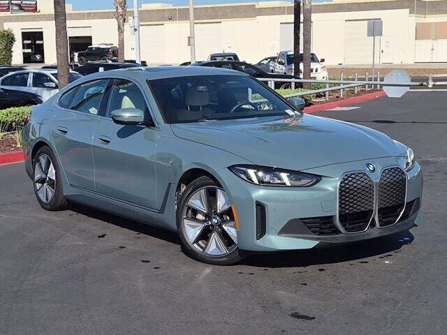 2025 BMW i4