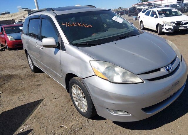 2008 TOYOTA Sienna