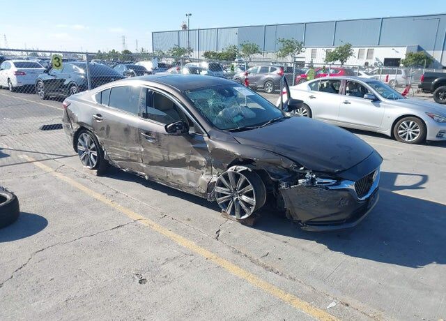 2018 MAZDA Mazda6