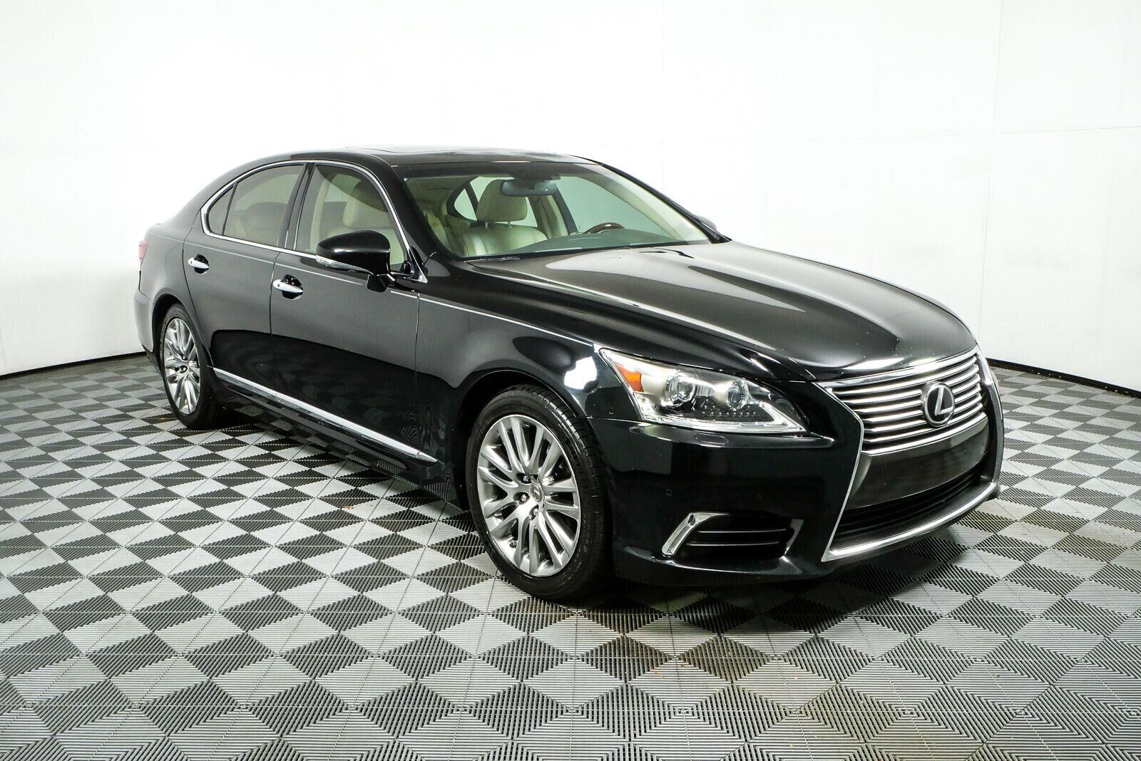 2014 LEXUS LS