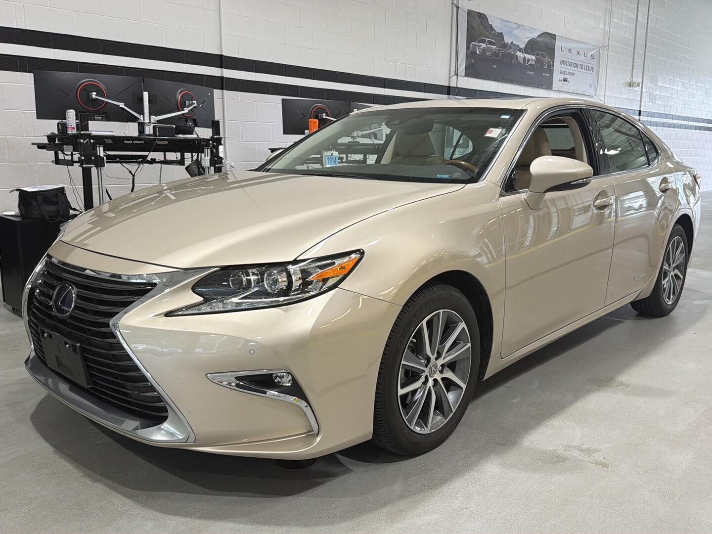 2018 Lexus ES