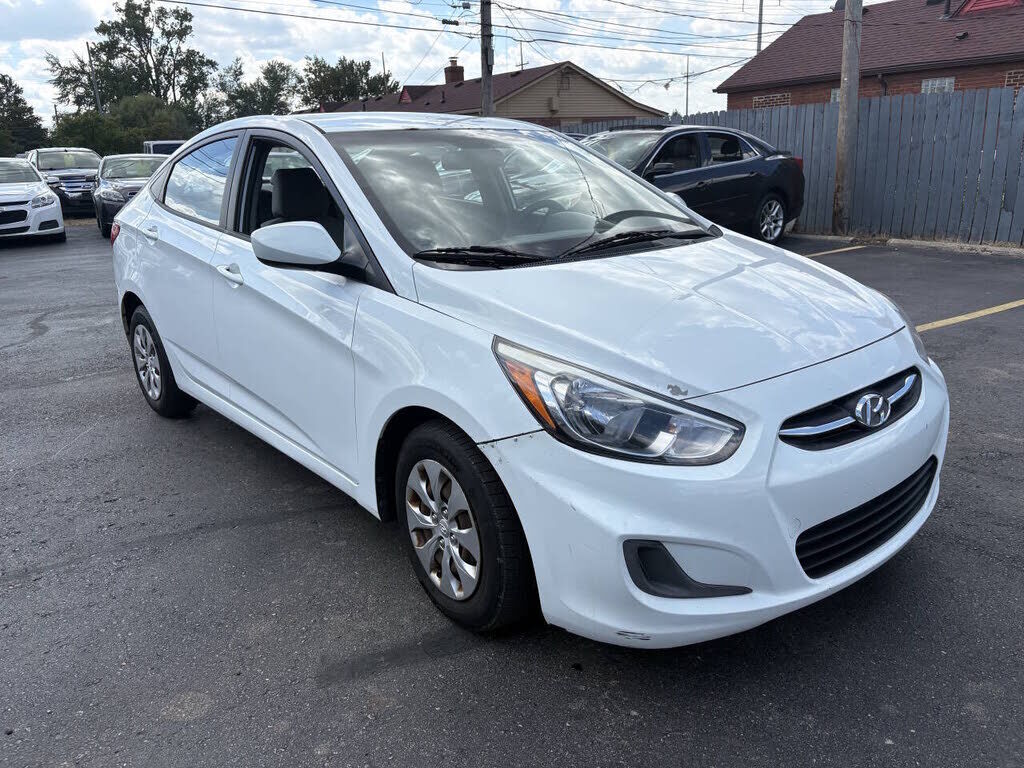 2016 HYUNDAI Accent