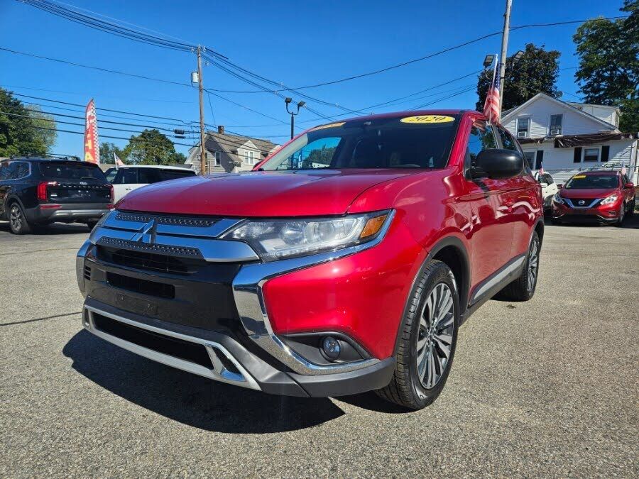 2020 MITSUBISHI Outlander