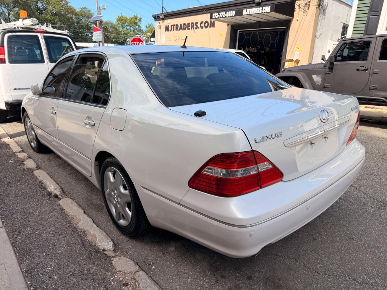 2006 Lexus LS