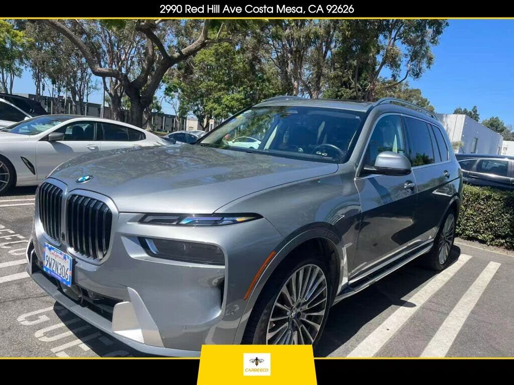 2025 BMW X7