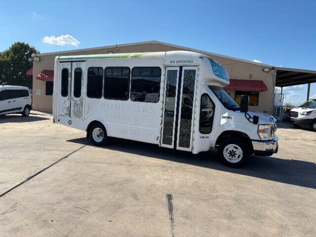 2018 FORD E-350