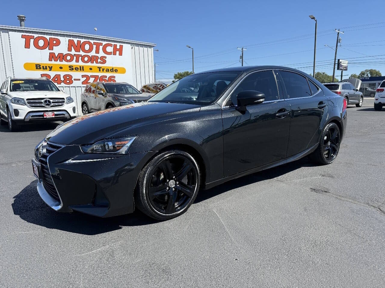 2017 LEXUS IS