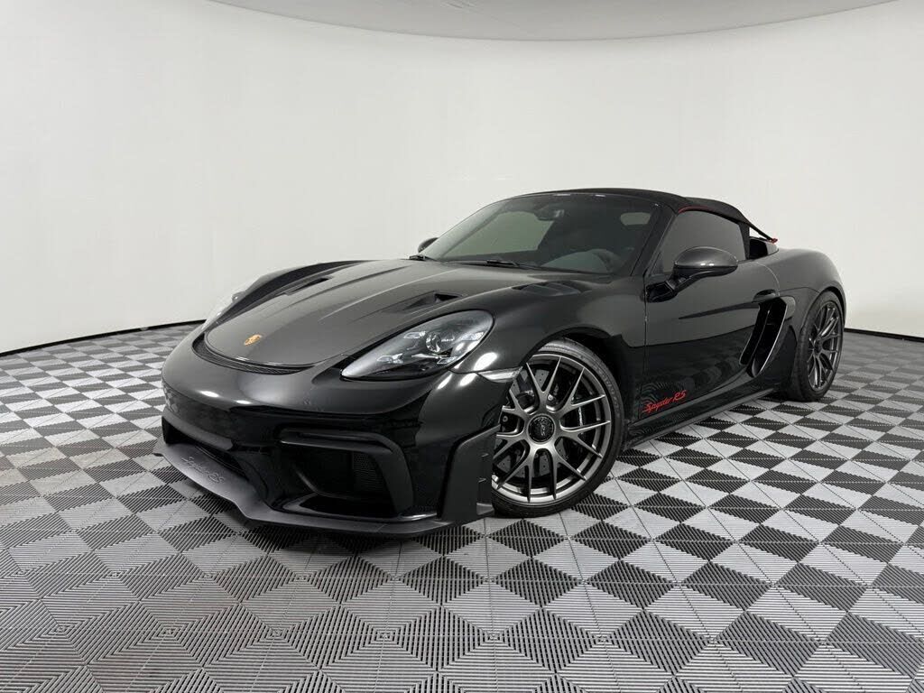 2024 PORSCHE 718
