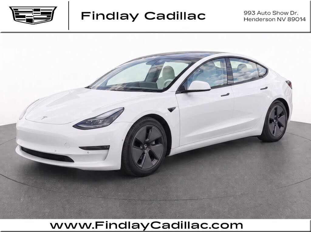 2022 TESLA Model 3