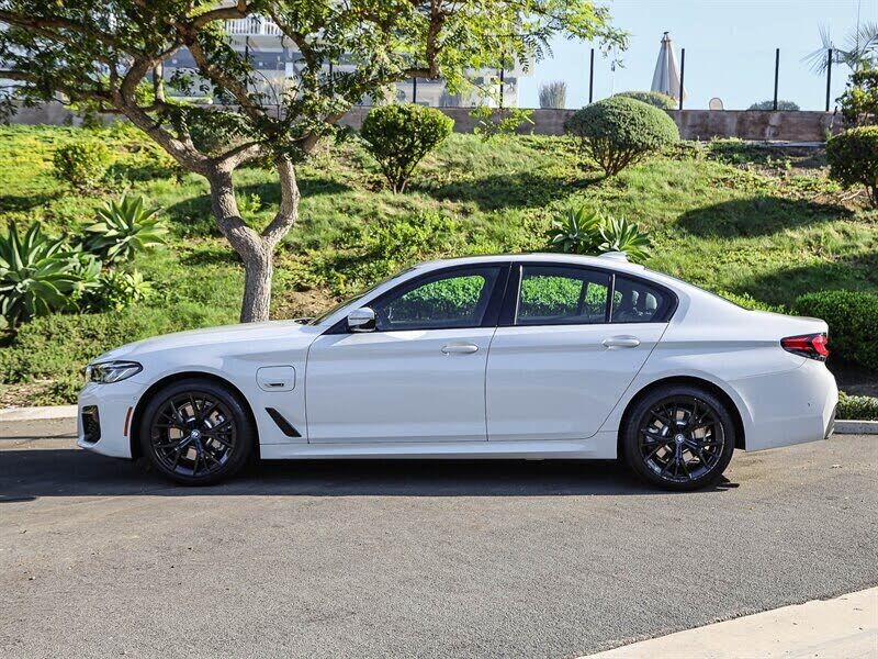 2023 BMW 530e