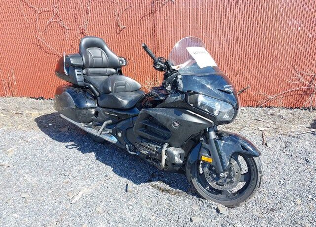 2014 HONDA GL1800