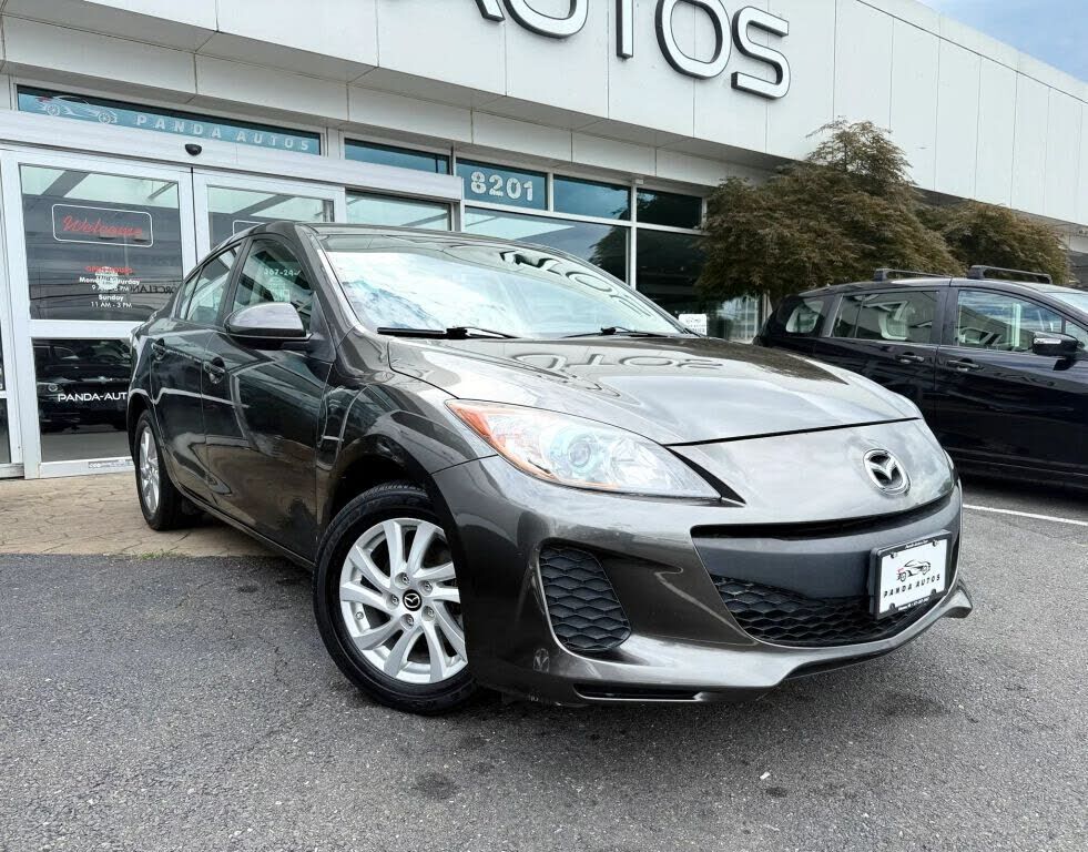 2013 MAZDA Mazda3