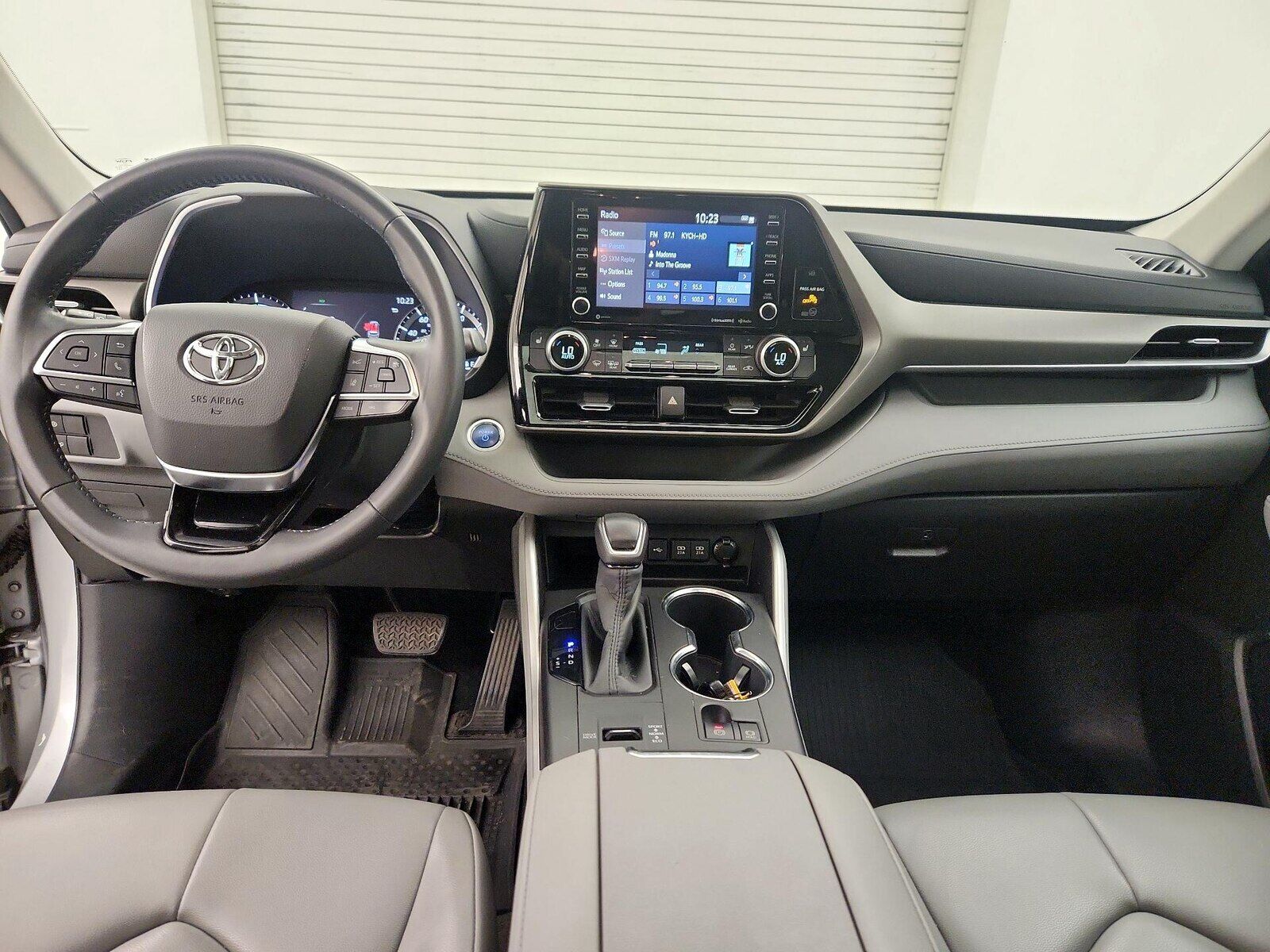2020 TOYOTA Highlander