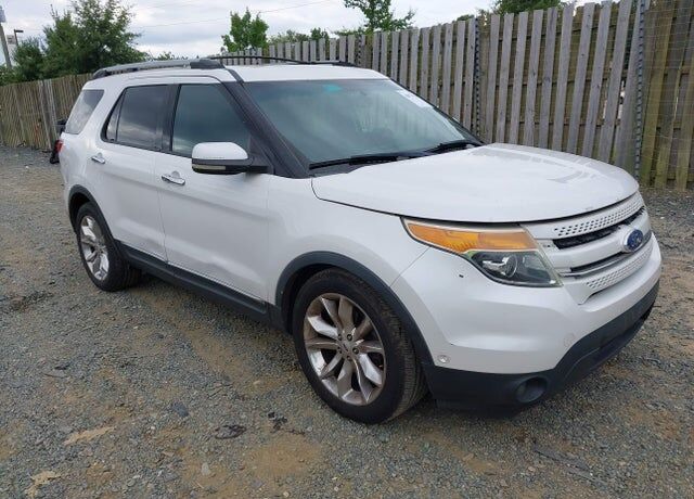 2011 FORD Explorer