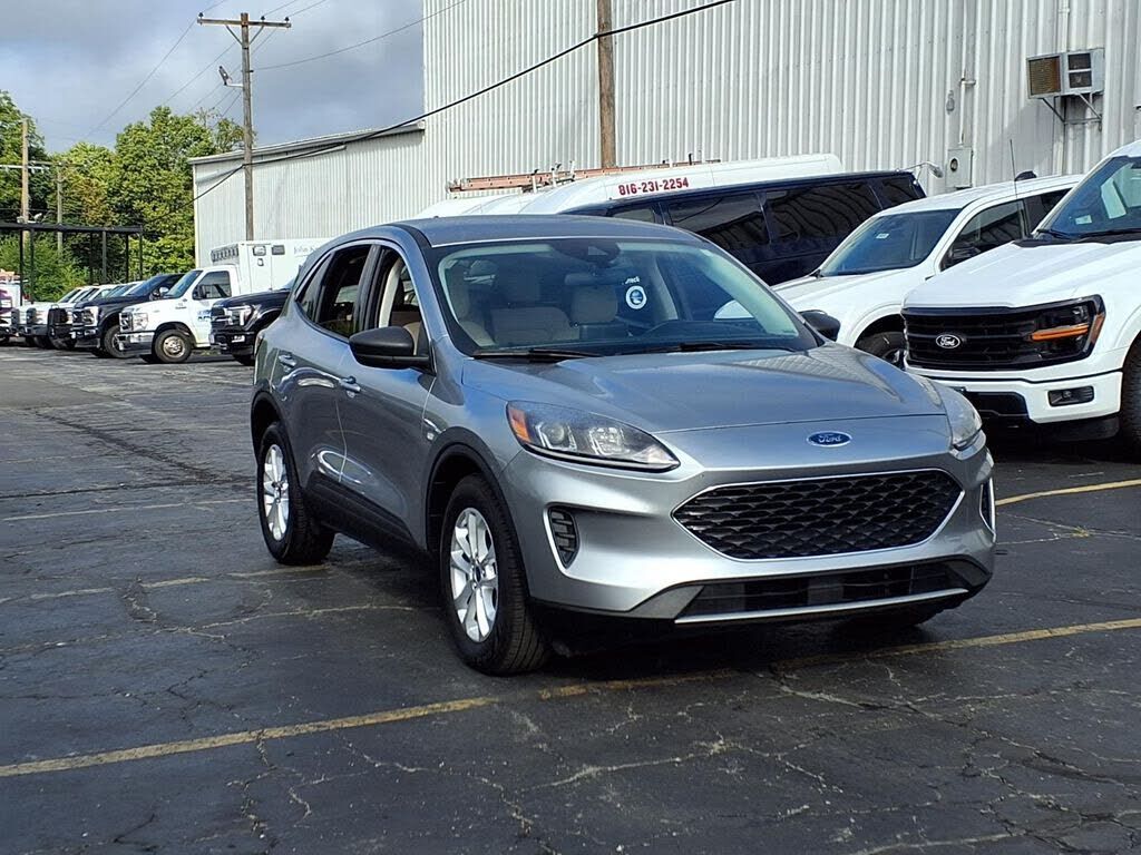 2022 FORD Escape