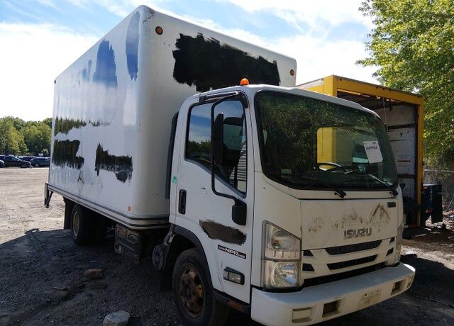 2016 ISUZU NPR-HD