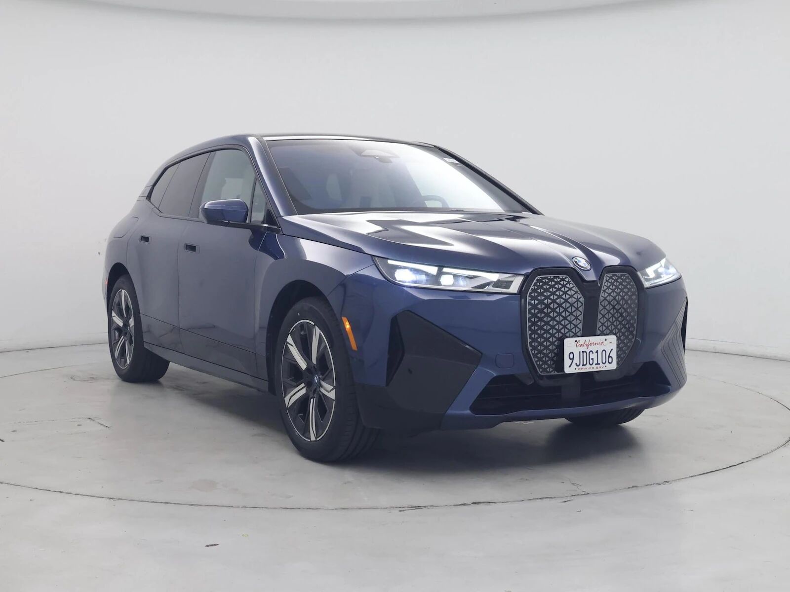 2023 BMW iX