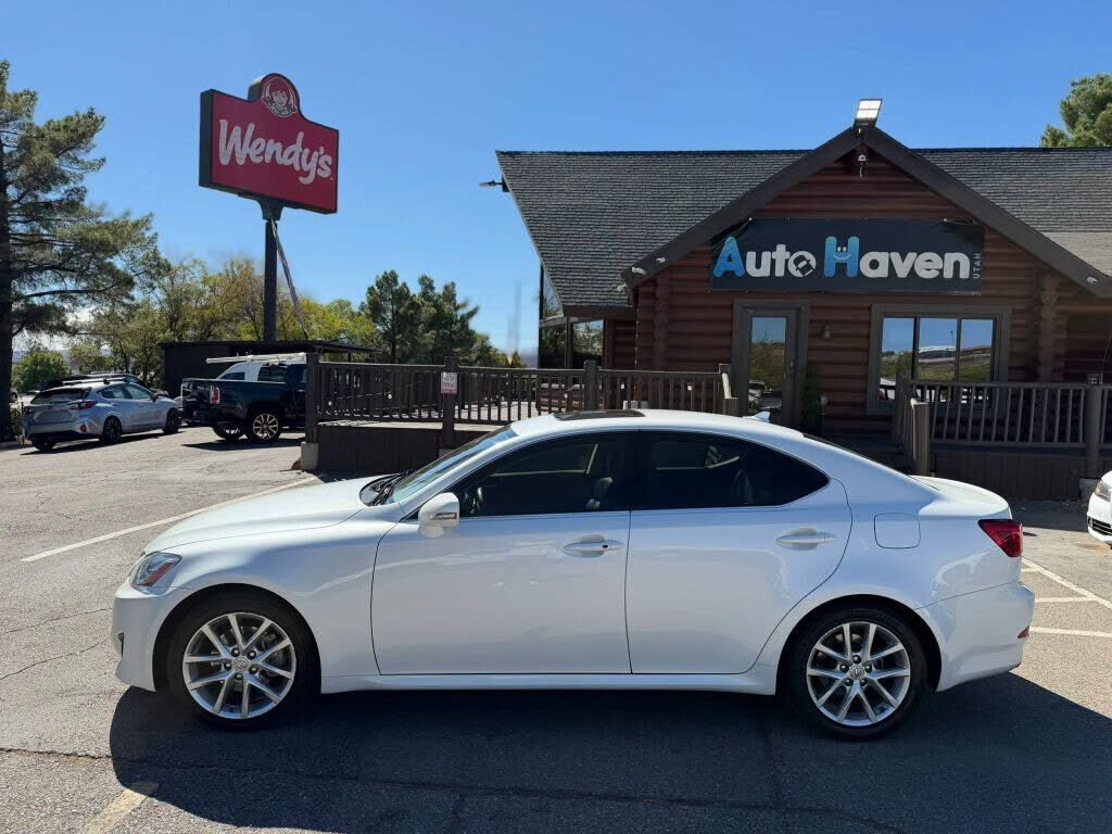 2011 Lexus IS
