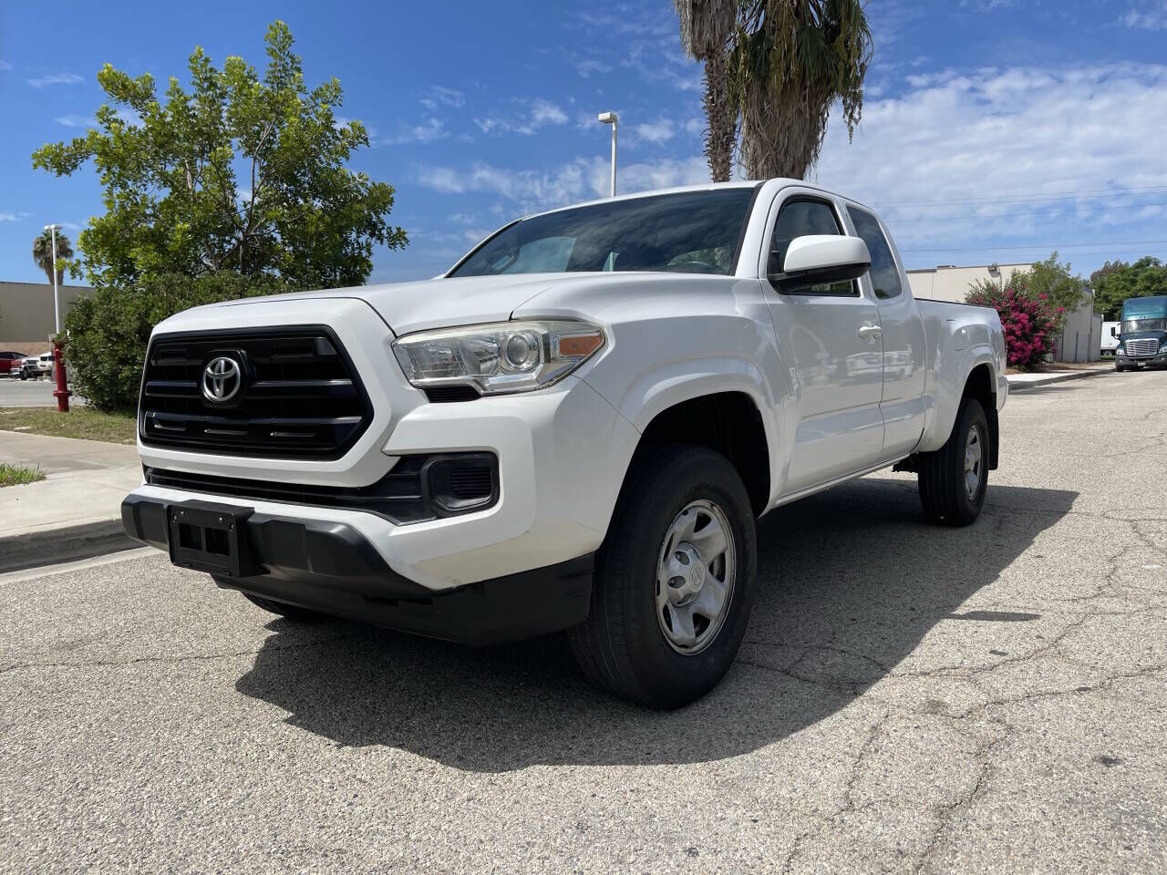 2016 TOYOTA Tacoma
