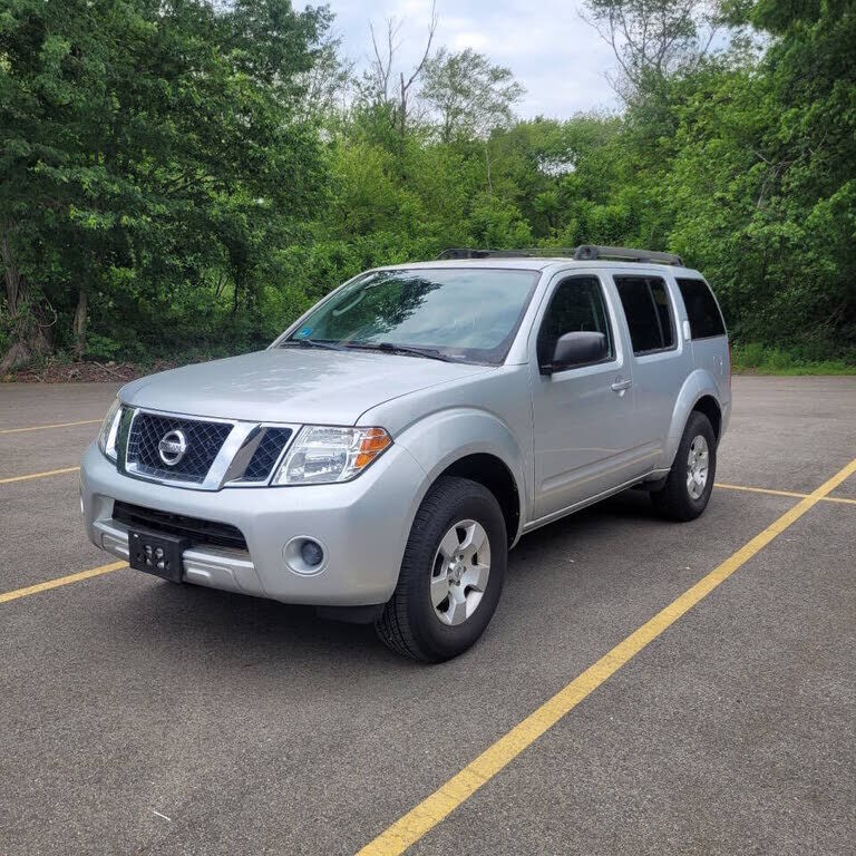 2011 NISSAN Pathfinder