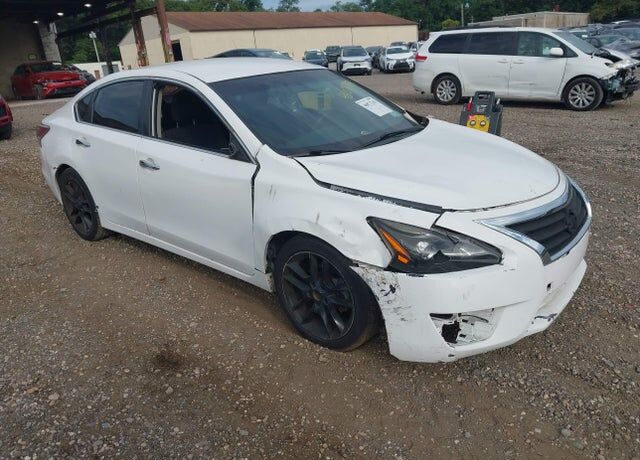 2014 NISSAN Altima