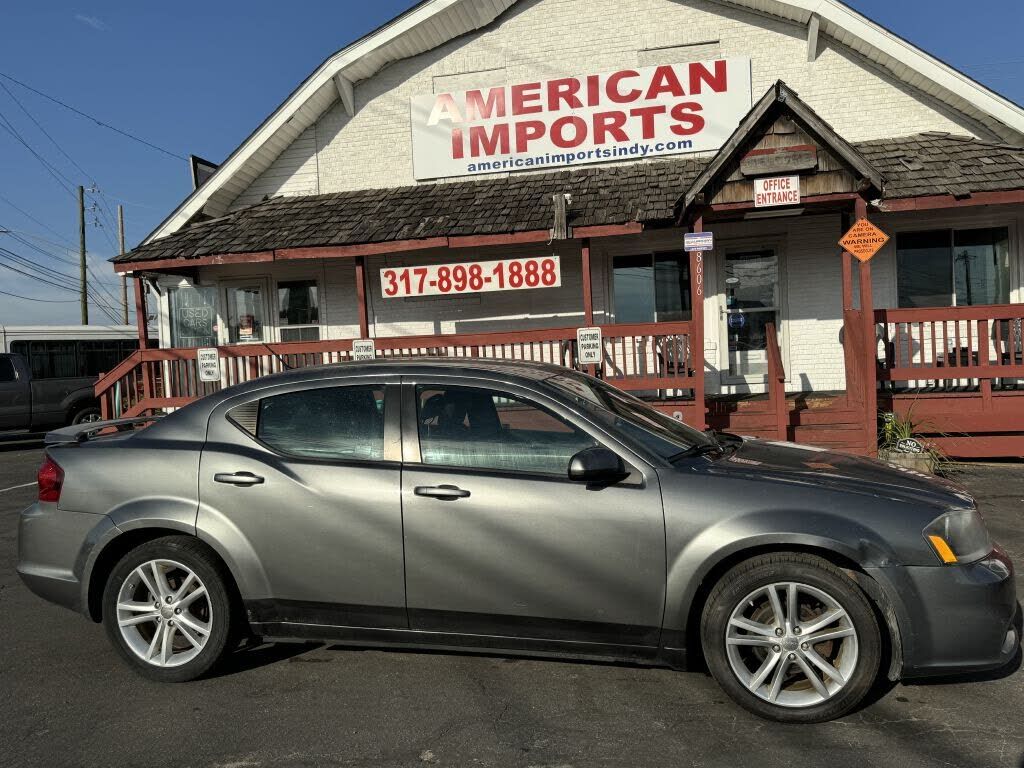 2013 DODGE Avenger