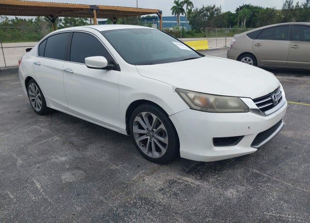 2013 HONDA Accord