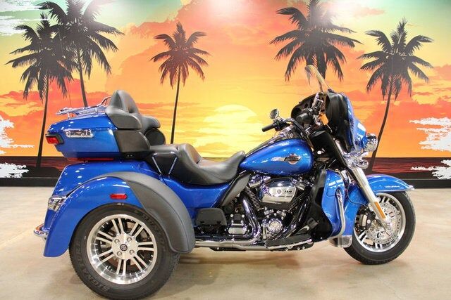 2024 HARLEY DAVIDSON FLHTCUTG / Tri Glide Ultra