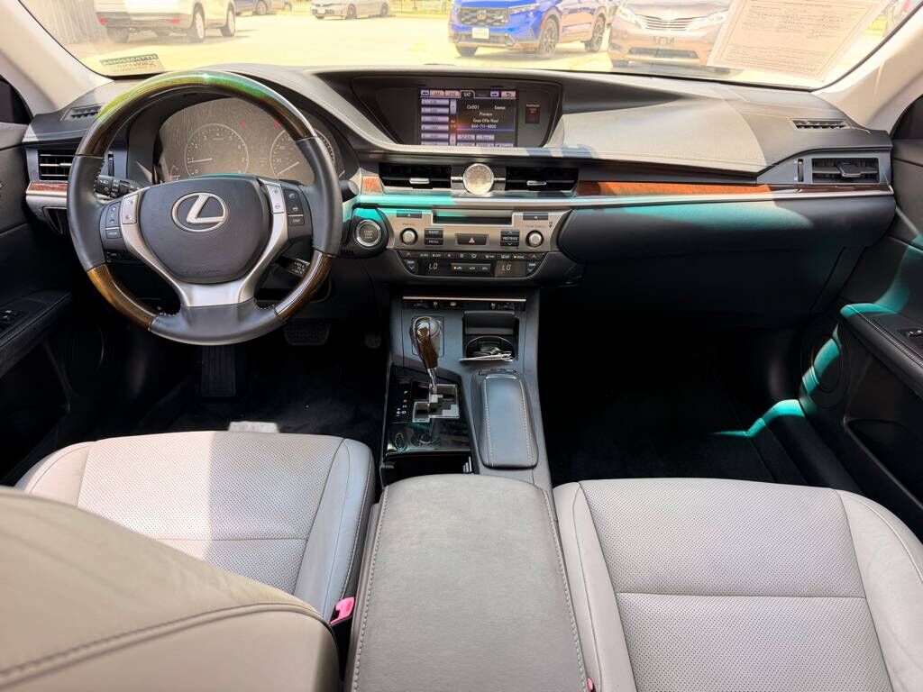 2014 Lexus ES