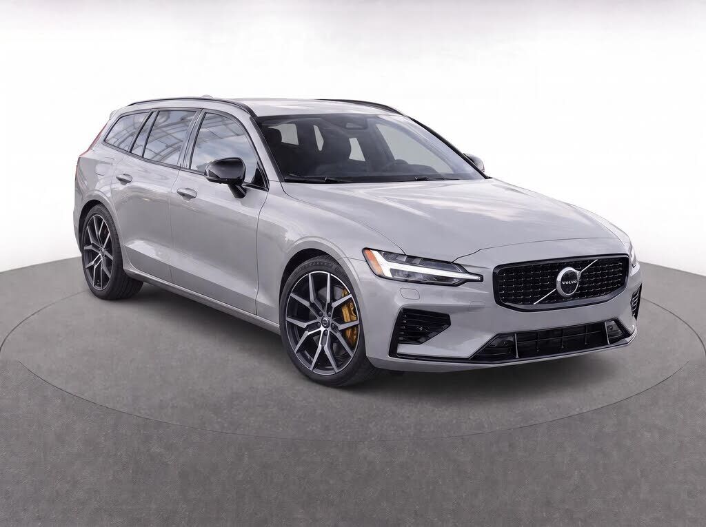 2024 VOLVO V60