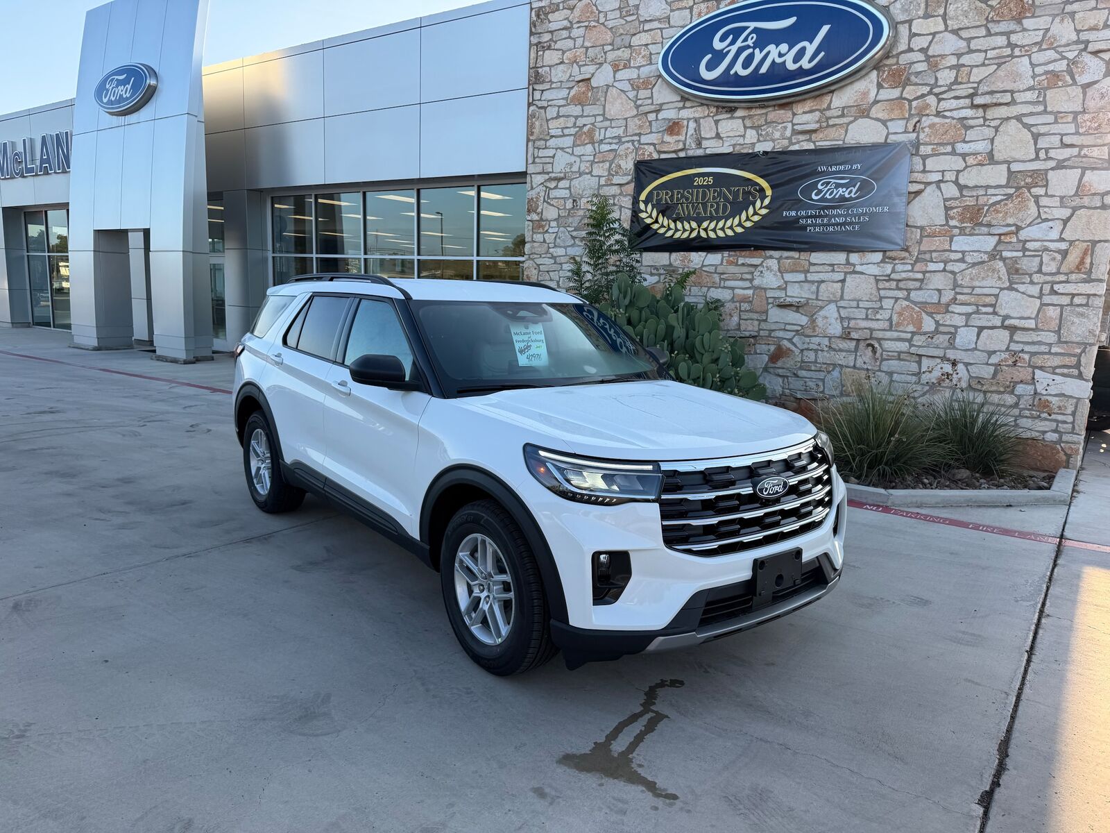 2027 FORD Explorer