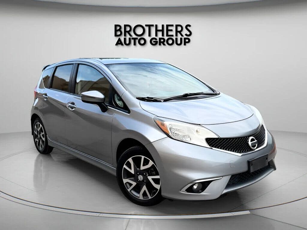 2015 NISSAN Versa