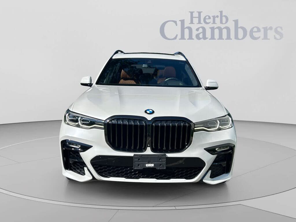 2022 BMW X7
