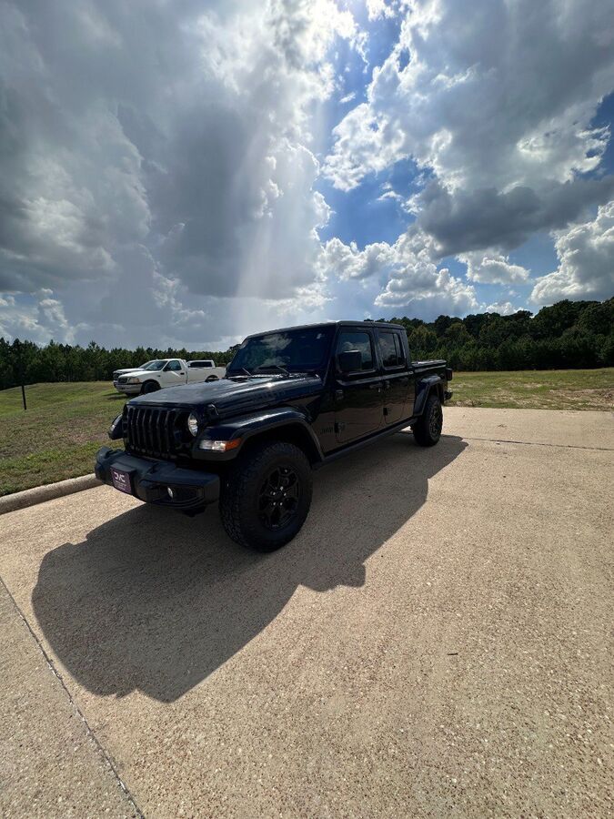 2021 JEEP Gladiator