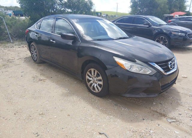 2016 NISSAN Altima
